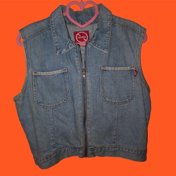 Vintage Denim Vest with built in back pack pouch - Picture 2 of 5